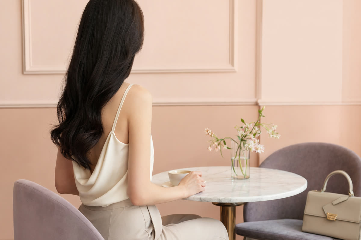 What to Wear on a First Date: Outfits by Date Type